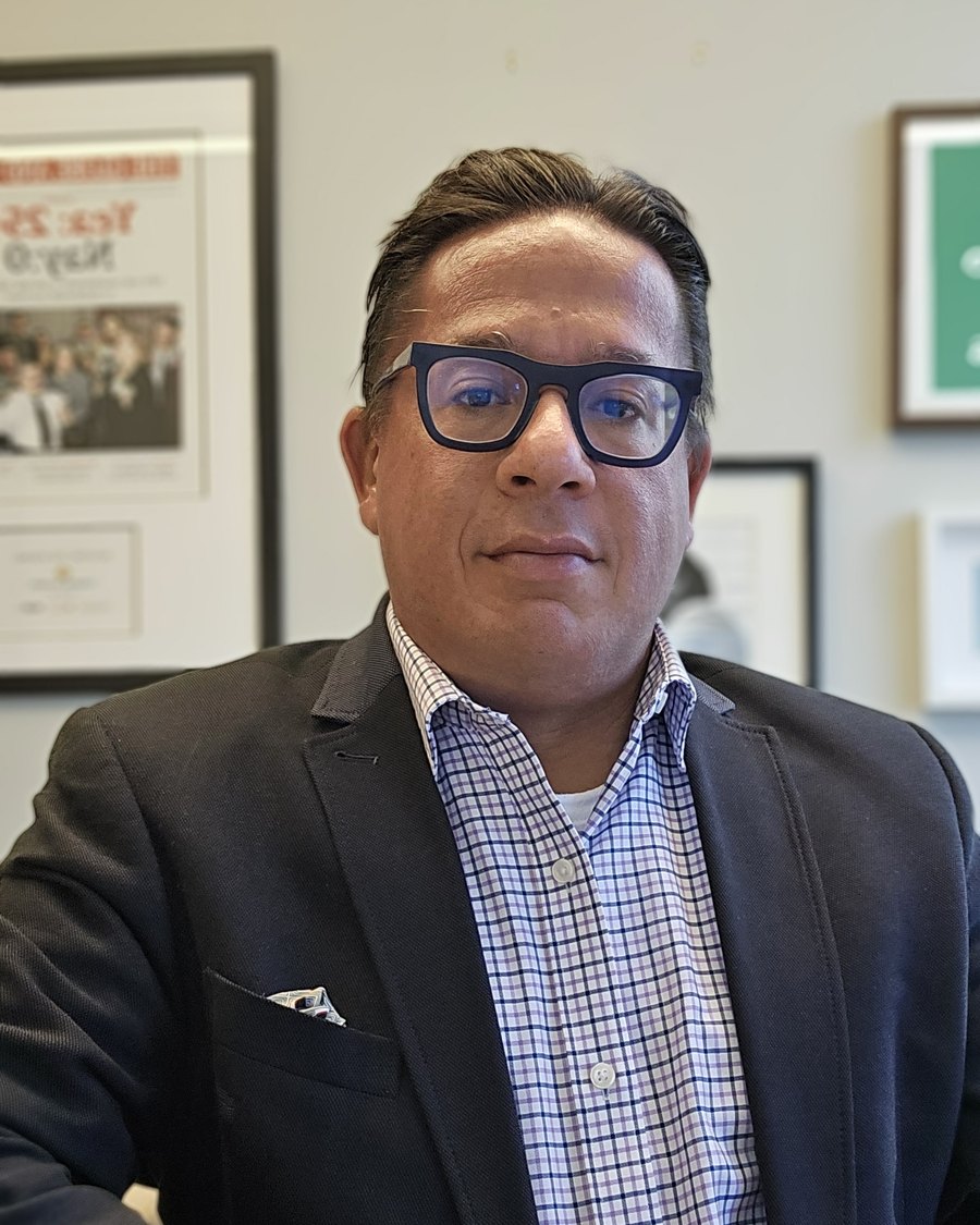 Portrait of Christopher Holz, Managing Principal